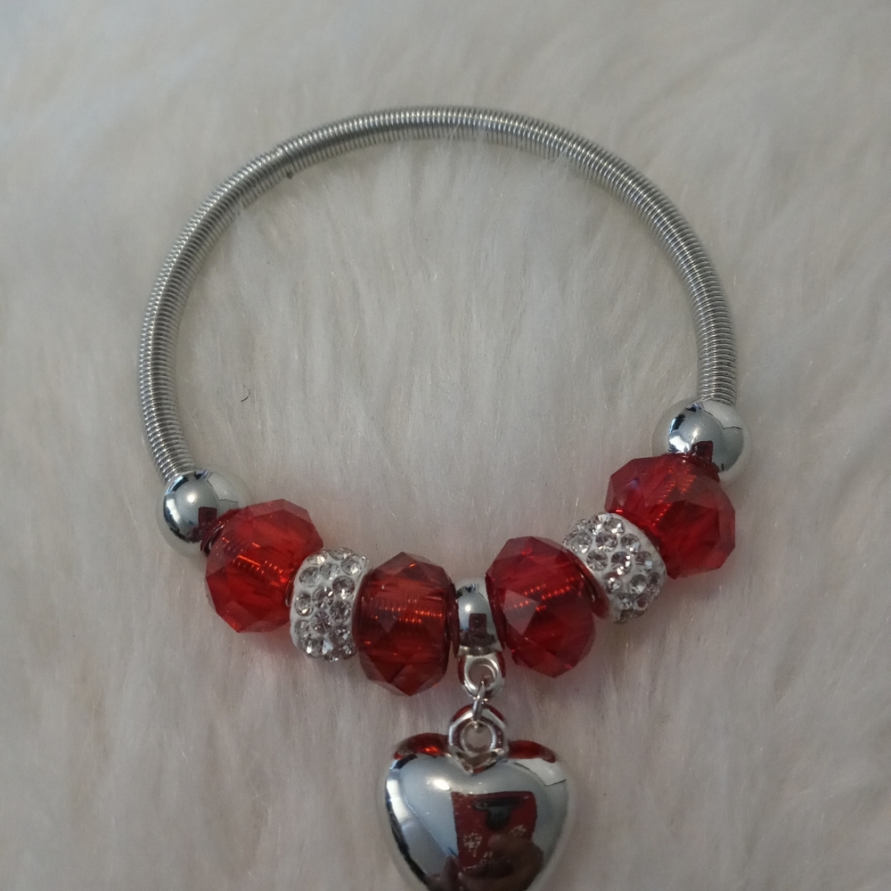 Charm bracelet